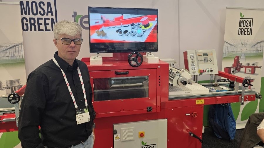 Mosa Green llenadora bandejas alveolos